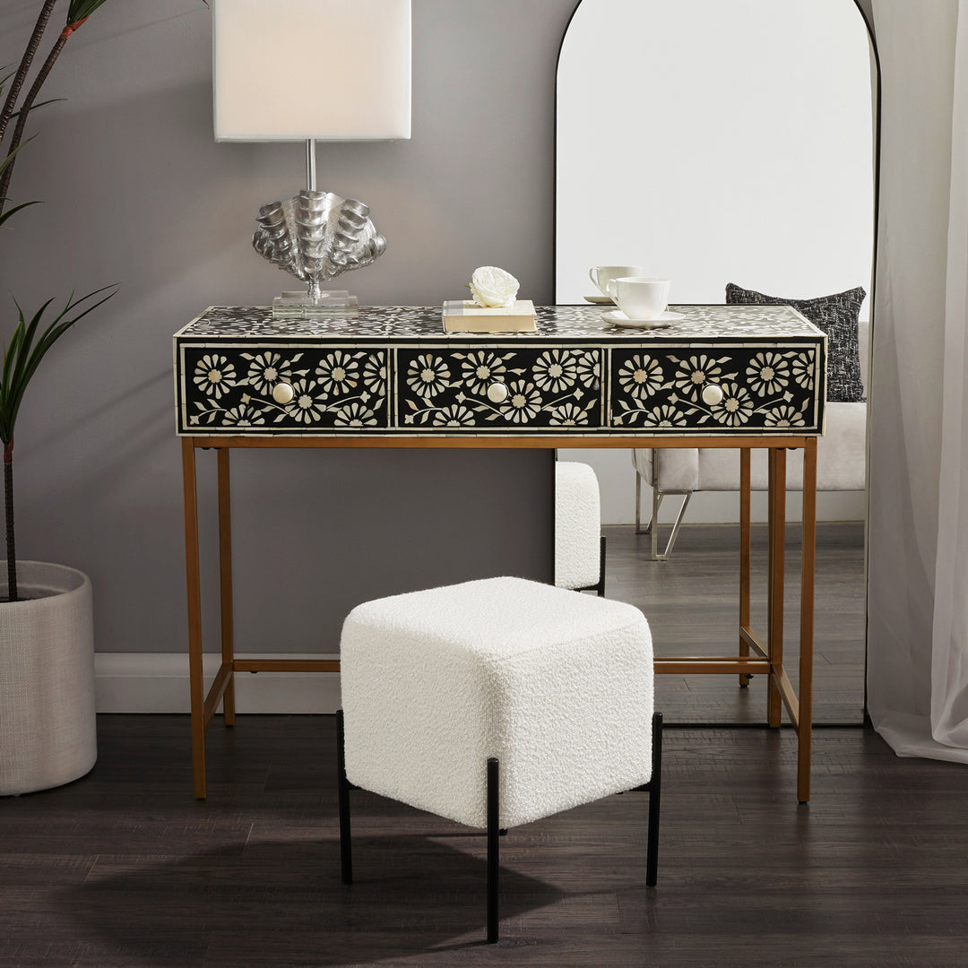 White Cube-Shaped Boucle Stool #100051